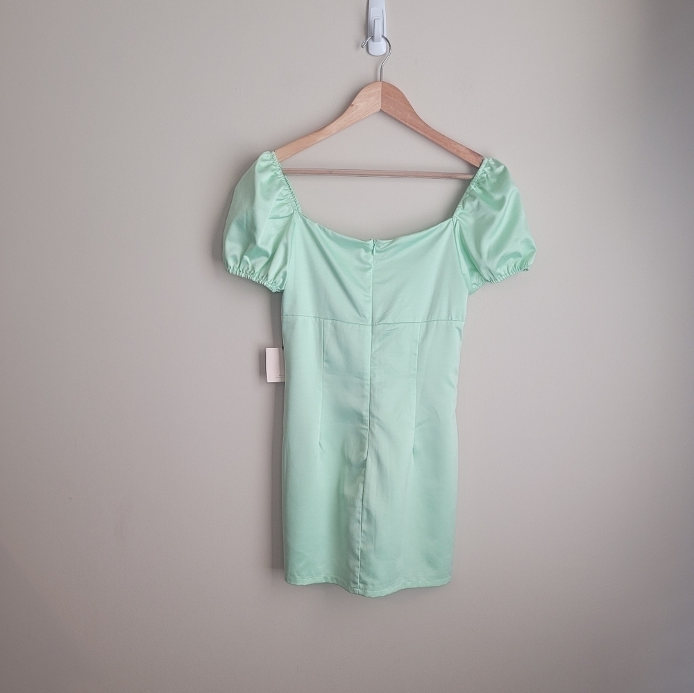 Superdown Ariel Light Lime Green Satin Mini Dress Size Medium - Picture 8 of 10